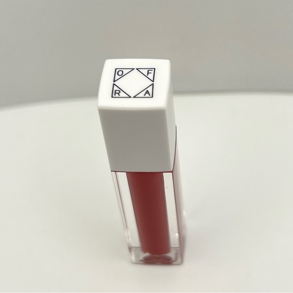 $3 🌸 Ofra Long Lasting Liquid Lipstick ‘Mocha’ ~ NEW - Picture 3 of 5